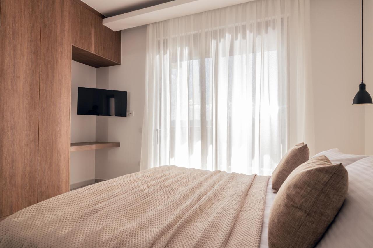Solis Ortus Villa! Kalamaki  Bagian luar foto